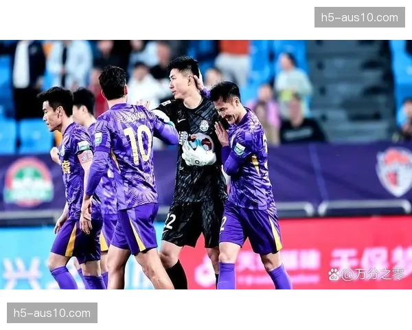 津门虎防守体系崩溃 科尔多瓦伤退导致后防重组