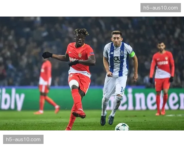 巴黎FC仅35%控球率4-1胜摩纳哥揭示高效反击战术精髓